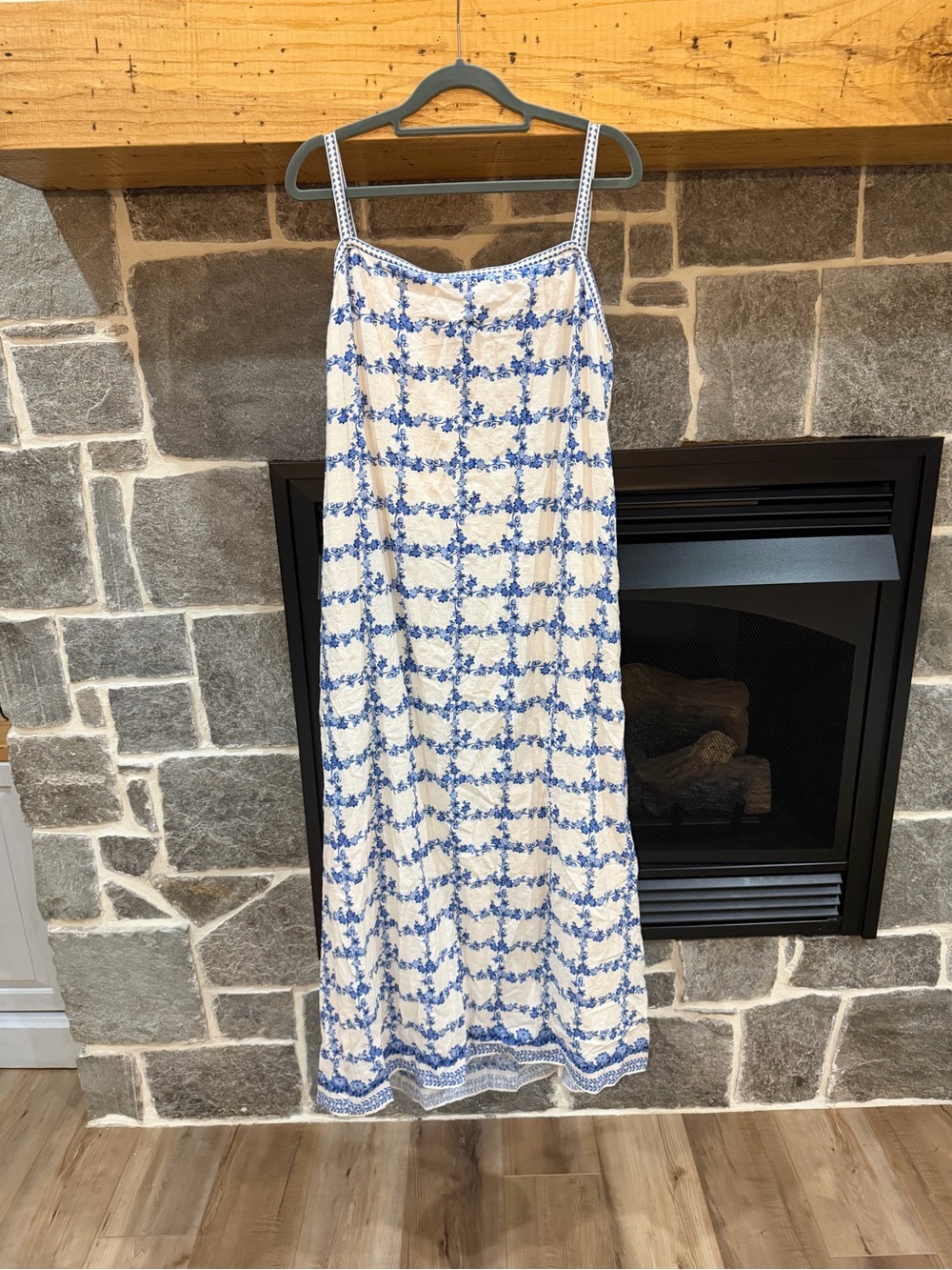 Max Studio NWT Blue Floral Boho Maxi Dress XL Built In Shelf Bra - Picture 2 of 6